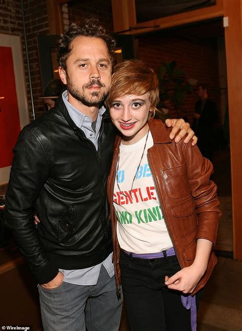 Giovanni Ribisi and Emily Ward have welcomed TWINS Enzo。